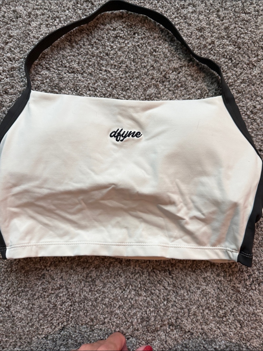 Dfyne 🖤 halter sports bra